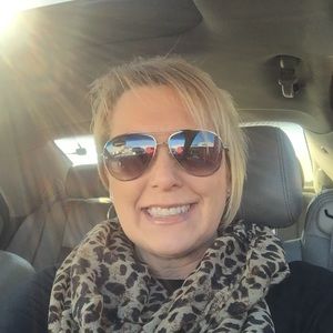 Meet your Posher, Jolynn